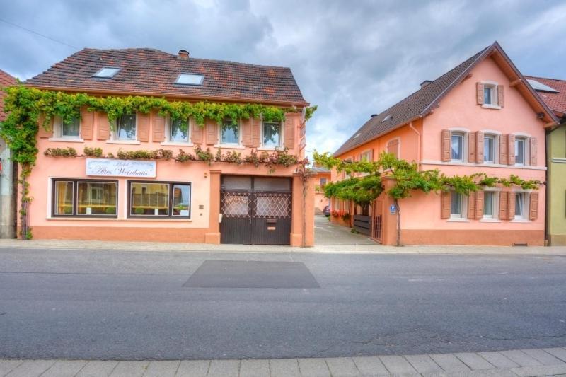 Hotel Altes Weinhaus Neustadt an der Weinstraße Exterior photo